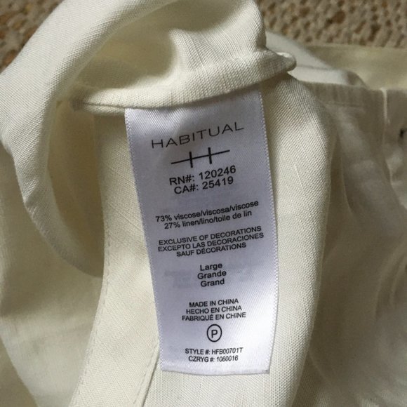 Habitual Wythe Deep V-Back Top - White - Sz L - Picture 6 of 8